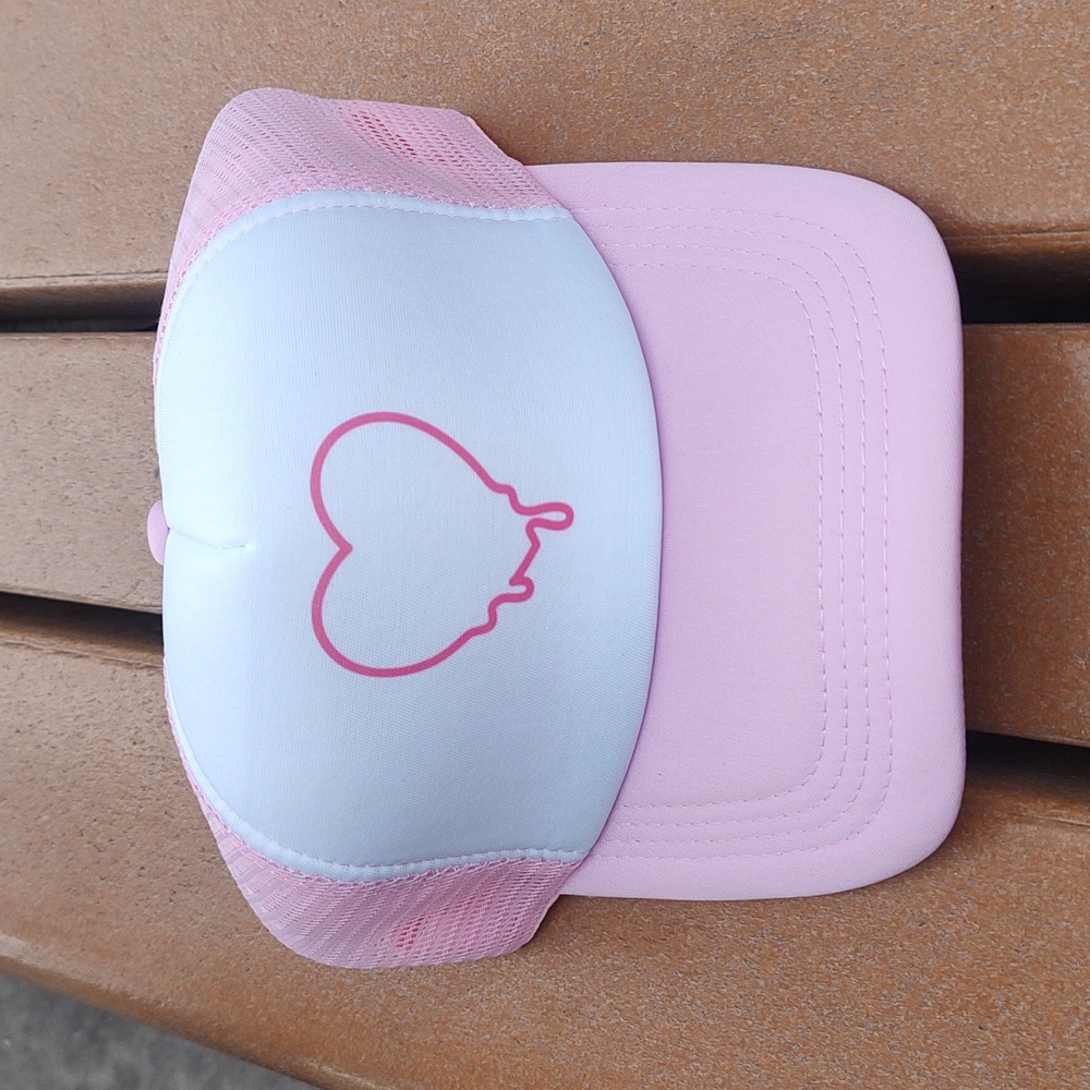 Melting Heart Graffiti Trucker Mesh Snapback Hat Cap White Pink